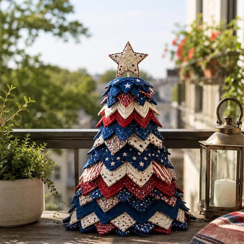 🔥LAST DAY70% OFF - 🎄Americana Christmas Tree Quilt Kit – Easy Layered Fabric Holiday Décor for Quilting Lovers